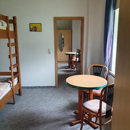 Guest house Monteurzimmer Alte Schule Heberndorf Wurzbach