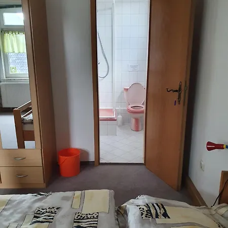 Guest house Monteurzimmer Alte Schule Heberndorf