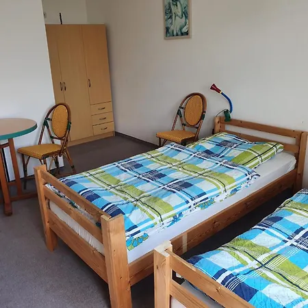 Monteurzimmer Alte Schule Heberndorf * Wurzbach